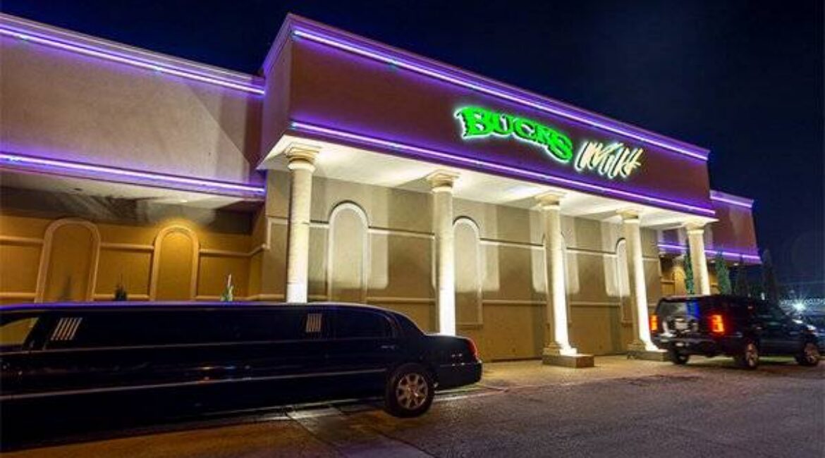 Cabana or Champagne Room? Bucks Wild Houston VIP Guide